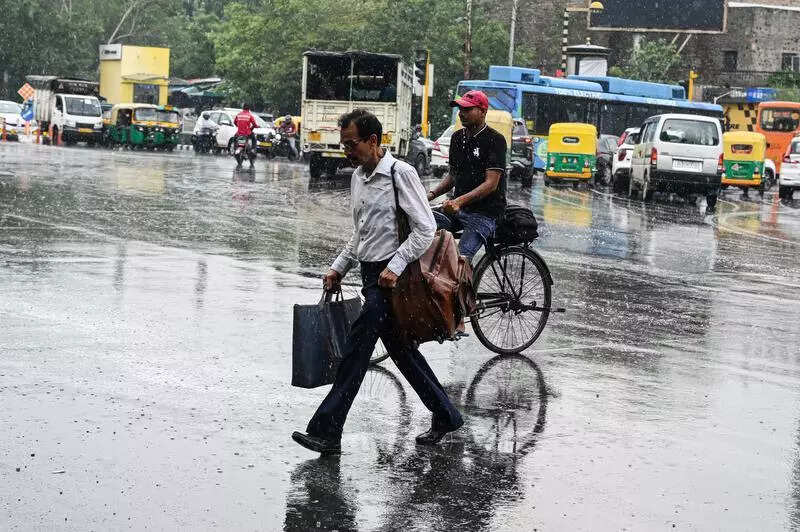 Light Rain Likely Over Next 2 Days