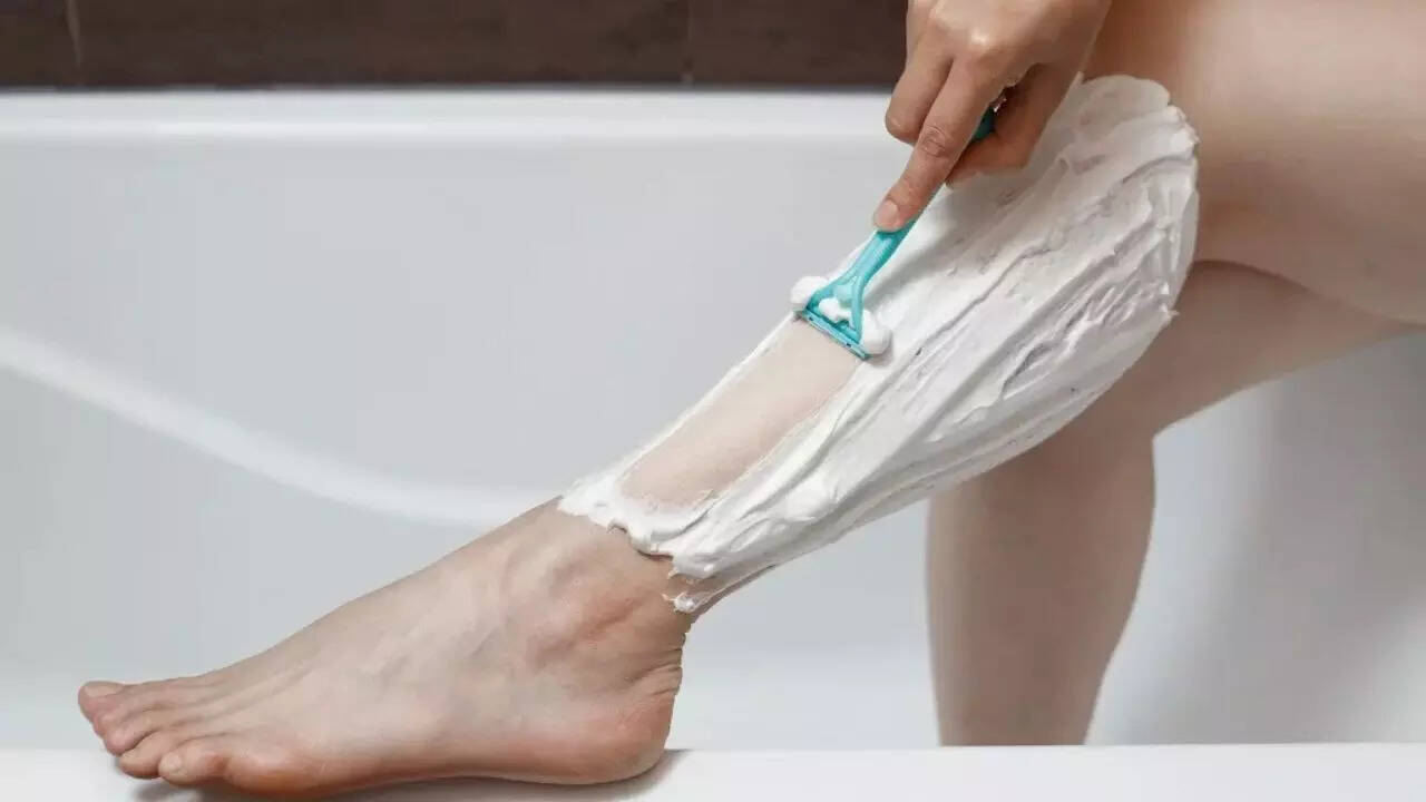 What causes strawberry legs and 4-step shaving routine for silky, bump-free legs by Harvard-trained dermatologist