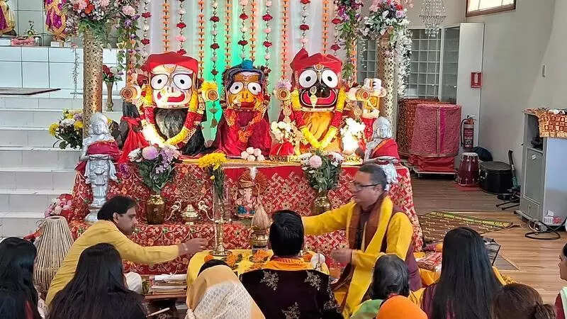 Diaspora celebrates Niladri Bije in Japan, Canada, Aus