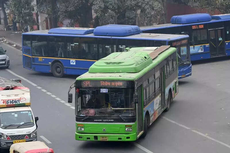 From pink to plastic: Delhi’s buses get Saheli smart card