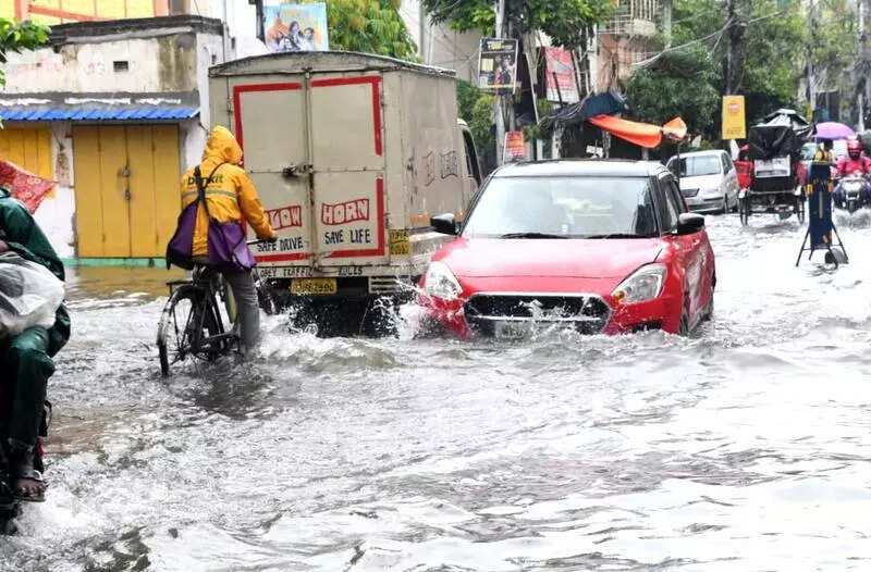 Areas under water but fewer vehicles out on road save day