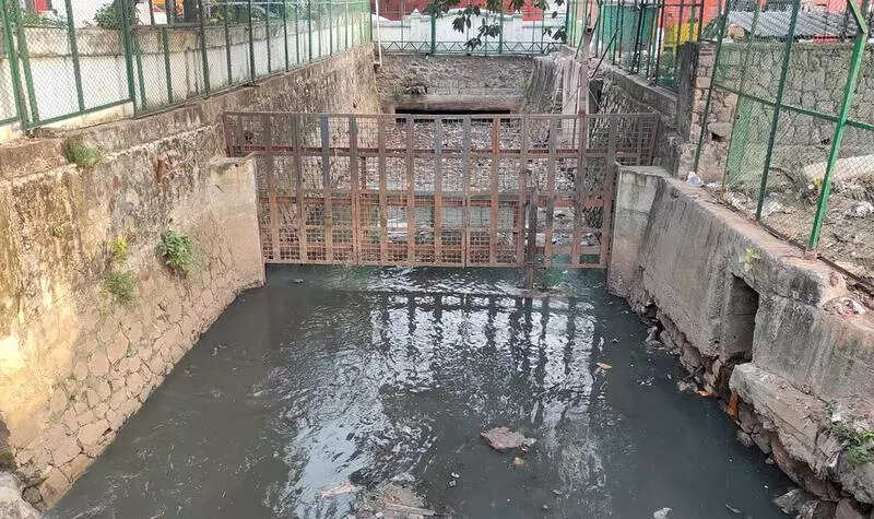 Amayizhanjan Canal cleanup near Thampanoor rail tunnel nears completion