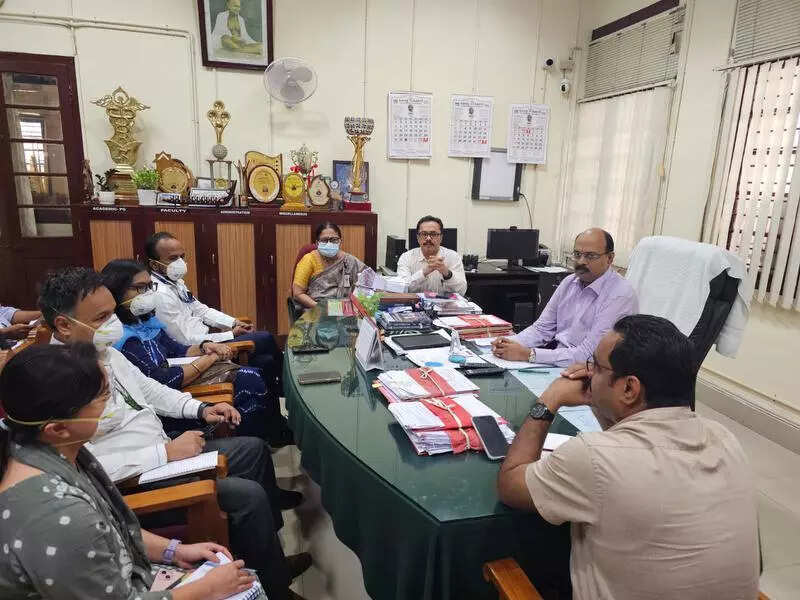 Nipah: 498 on contact list; elderly woman dies