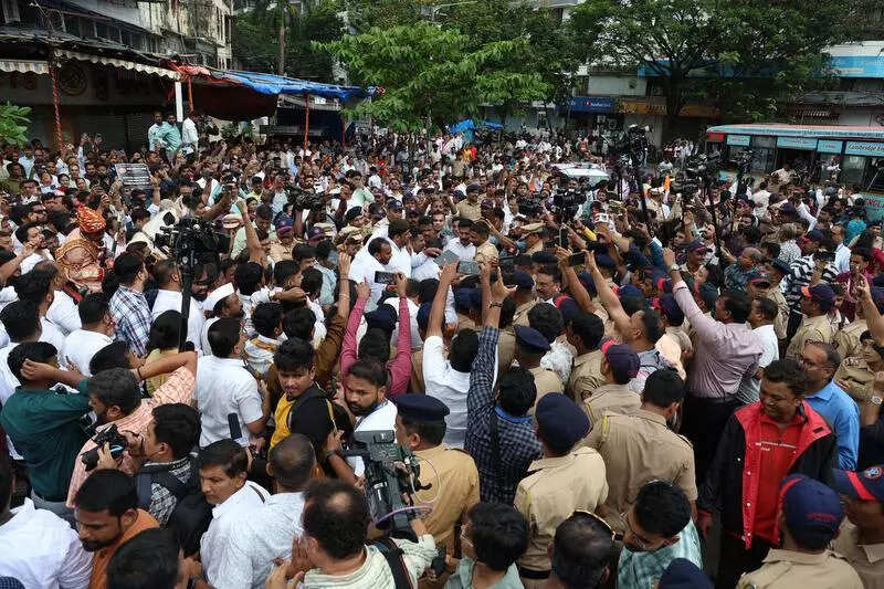 Day after MNS march, Mira Rd top cop shunted