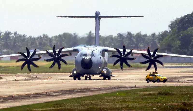 Expert team from UK to inspect stranded F-35B jet at Thiruvananthapuram airport