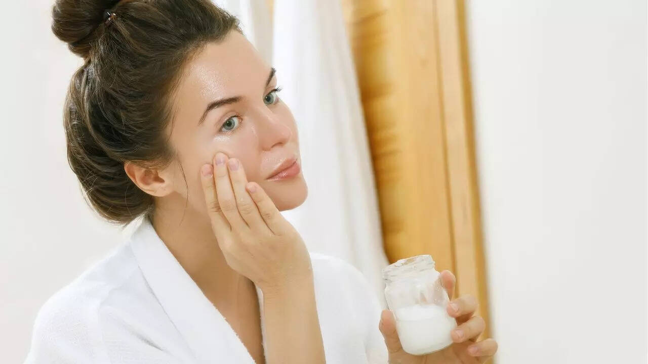 Using coconut oil on skin