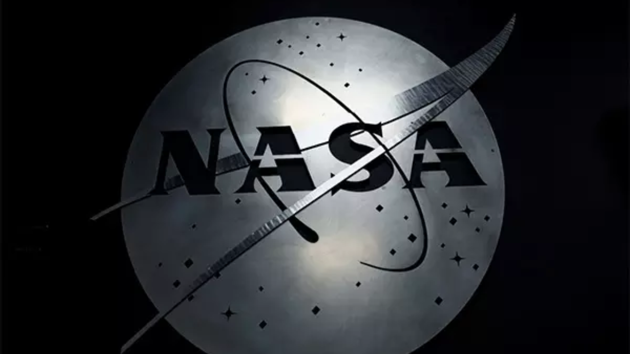 Nasa's stars may fall: Trump may trigger mass exit of 2,000+ scientists and staffs; smallest workforce since 1960s
