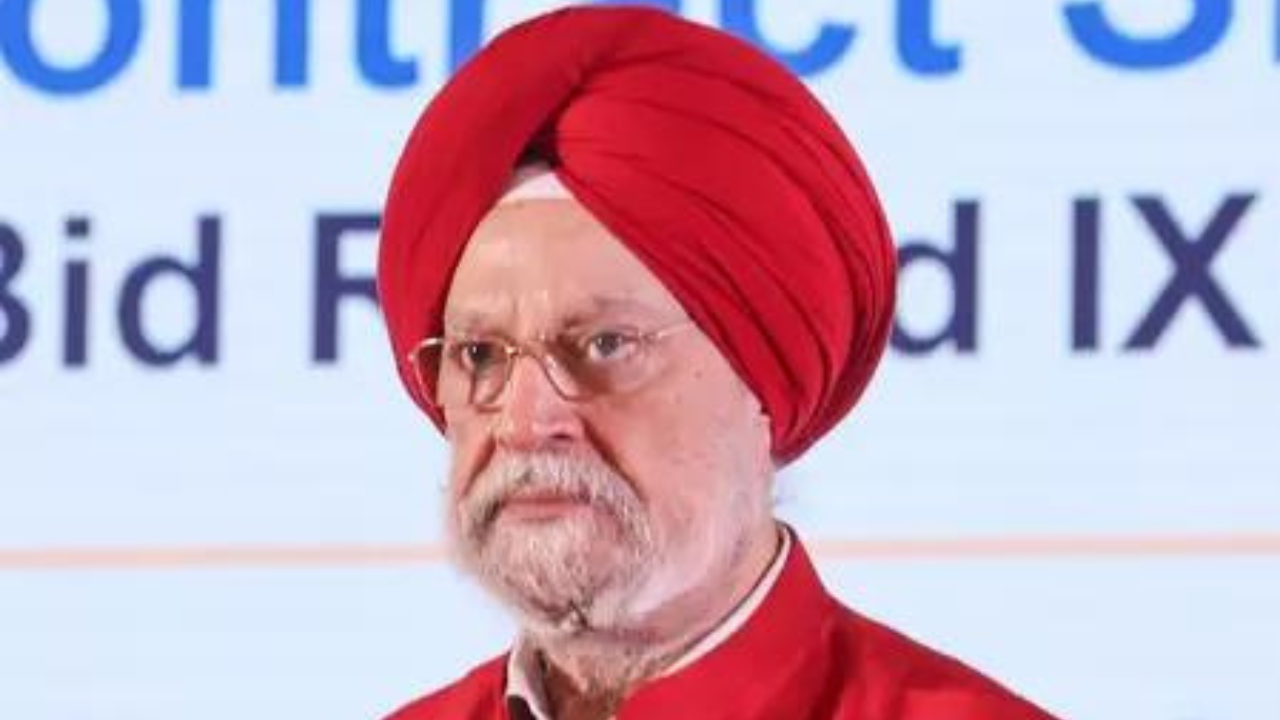 The Headlines – Energy outreach: Oil minister Hardeep Singh Puri pitches India’s growth story to oil majors; Opec ties, LNG push top agenda