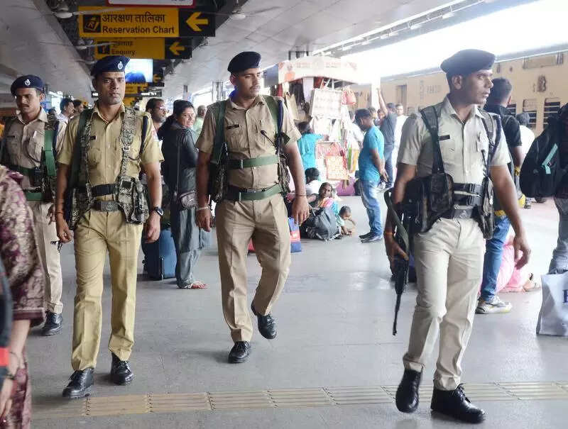 Holding areas, help desks to manage Shravani rush at rly stns