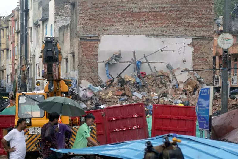 3-Storey Bldg Reduced To Rubble In N Delhi, 1 Dead
