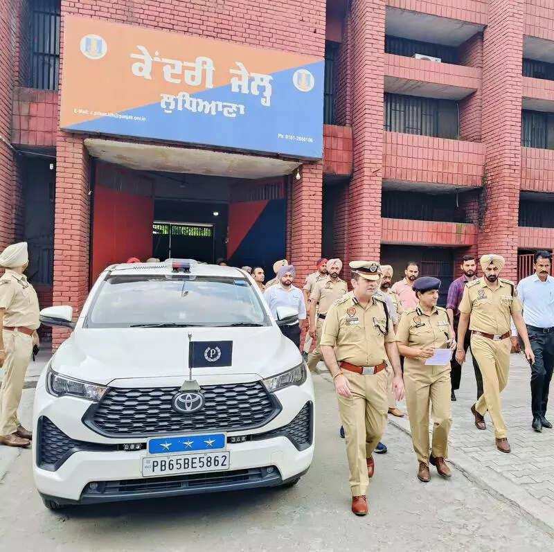 Police conduct search operation in Central Jail