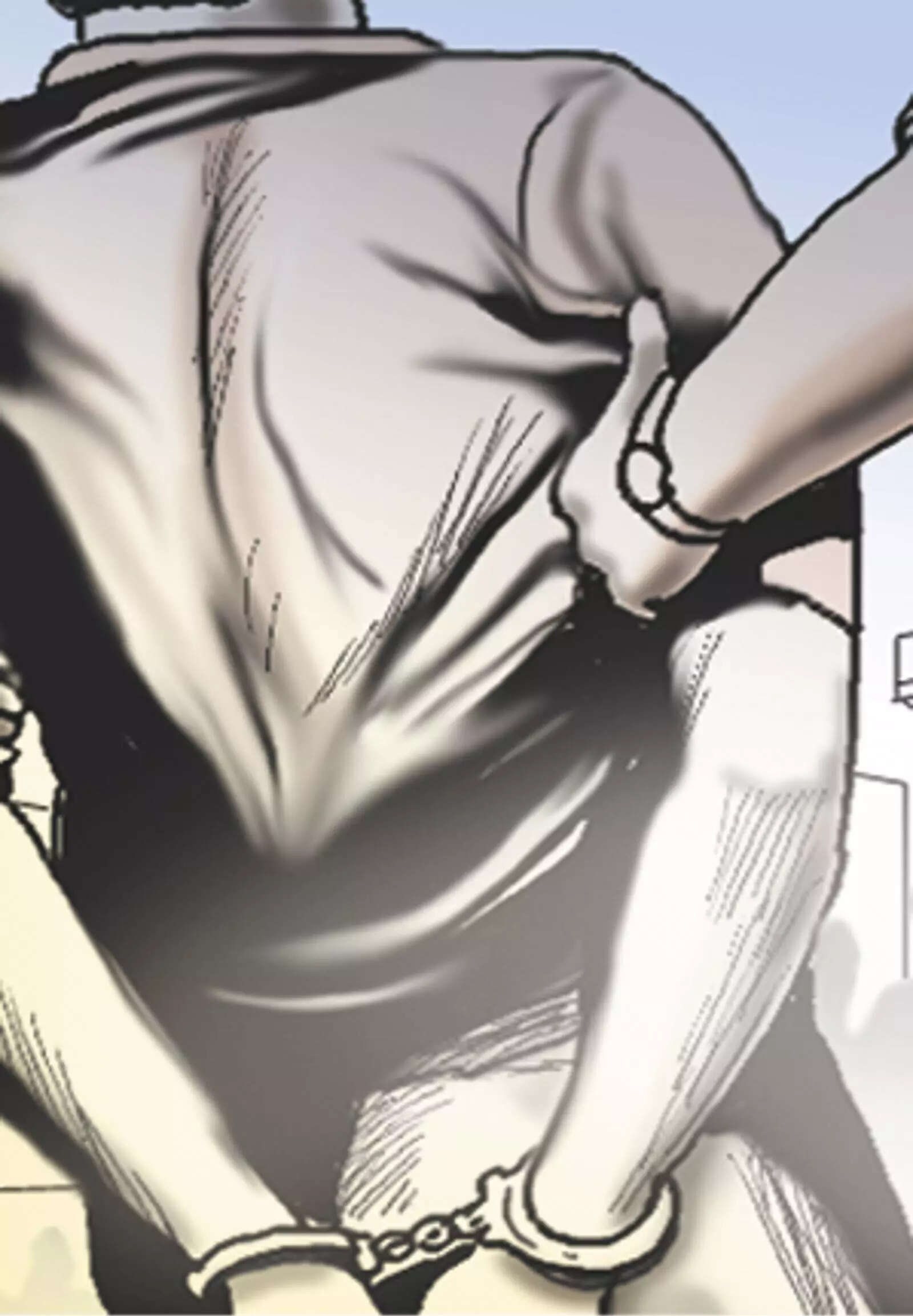 3 held for cheating woman in land sale