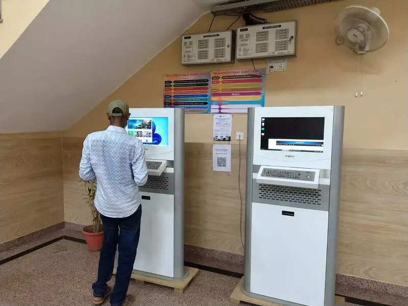 LU’s library launches app; expands digital services