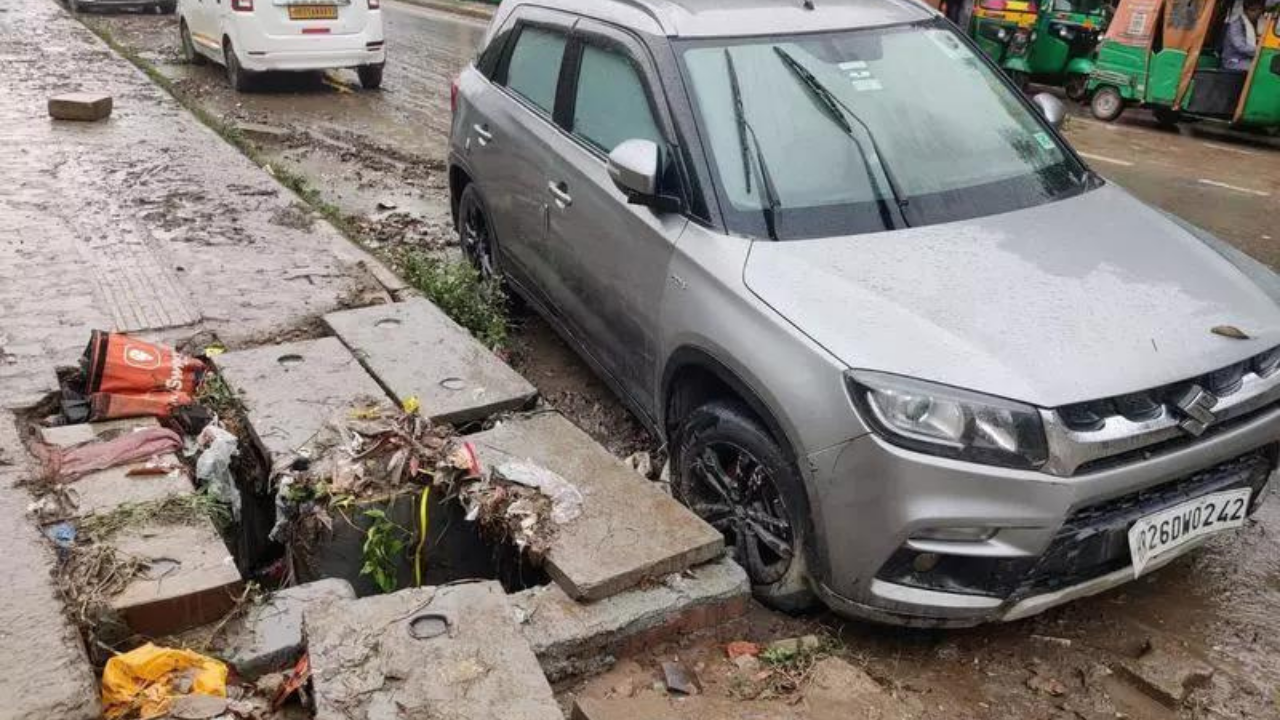 'I made 200 calls': Pregnant wife waited all night, man found dead in sewer next day; Gurgaon floods kill 2 in 1 night