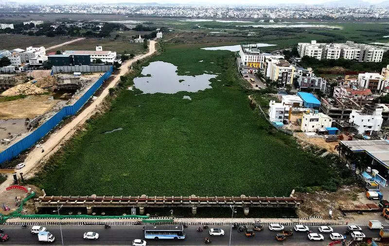 Mega drain to link Okkiyam Maduvu, sea