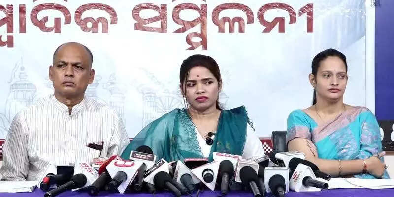 Was framed by cops at behest of influential figures: Archana