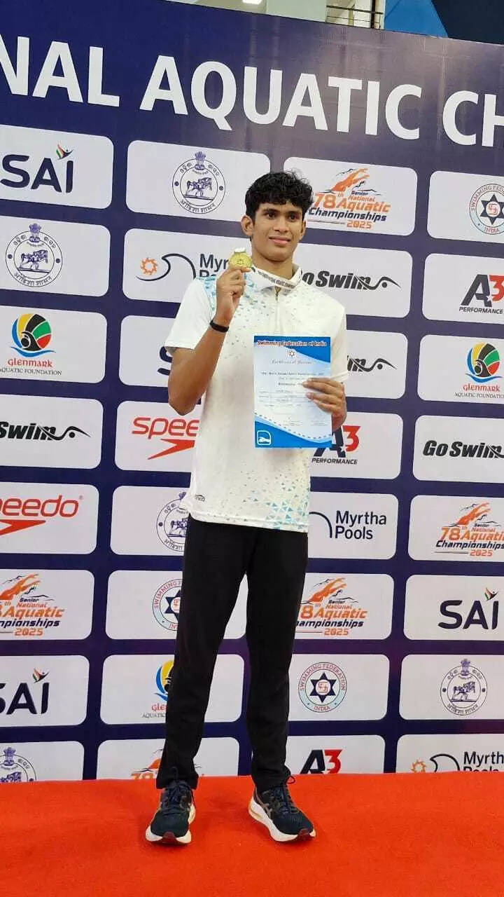 Fr. Agnel’s Rishab sets new national swim record