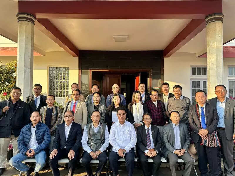 Initiatives to broker peace between warring Chin armed groups continue