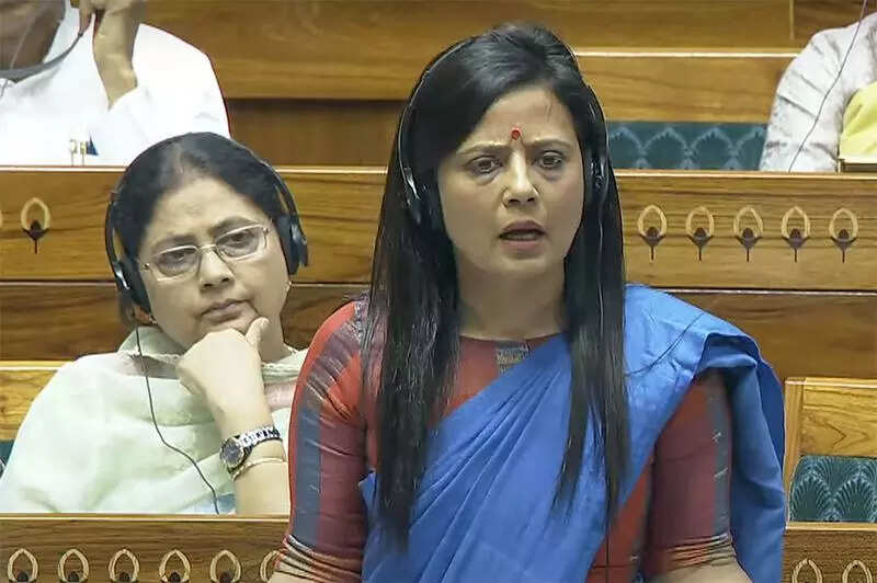 C’garh cops ‘kidnapped’ 8 Nadia workers: Mahua