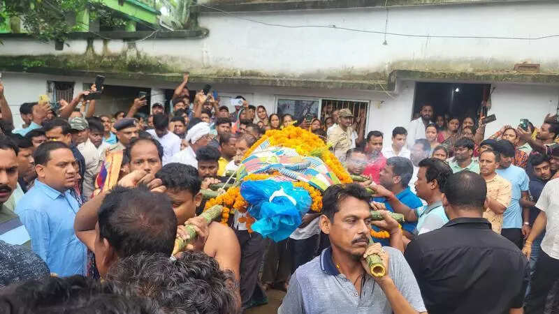 Balasore girl who set herself ablaze over harassment dies