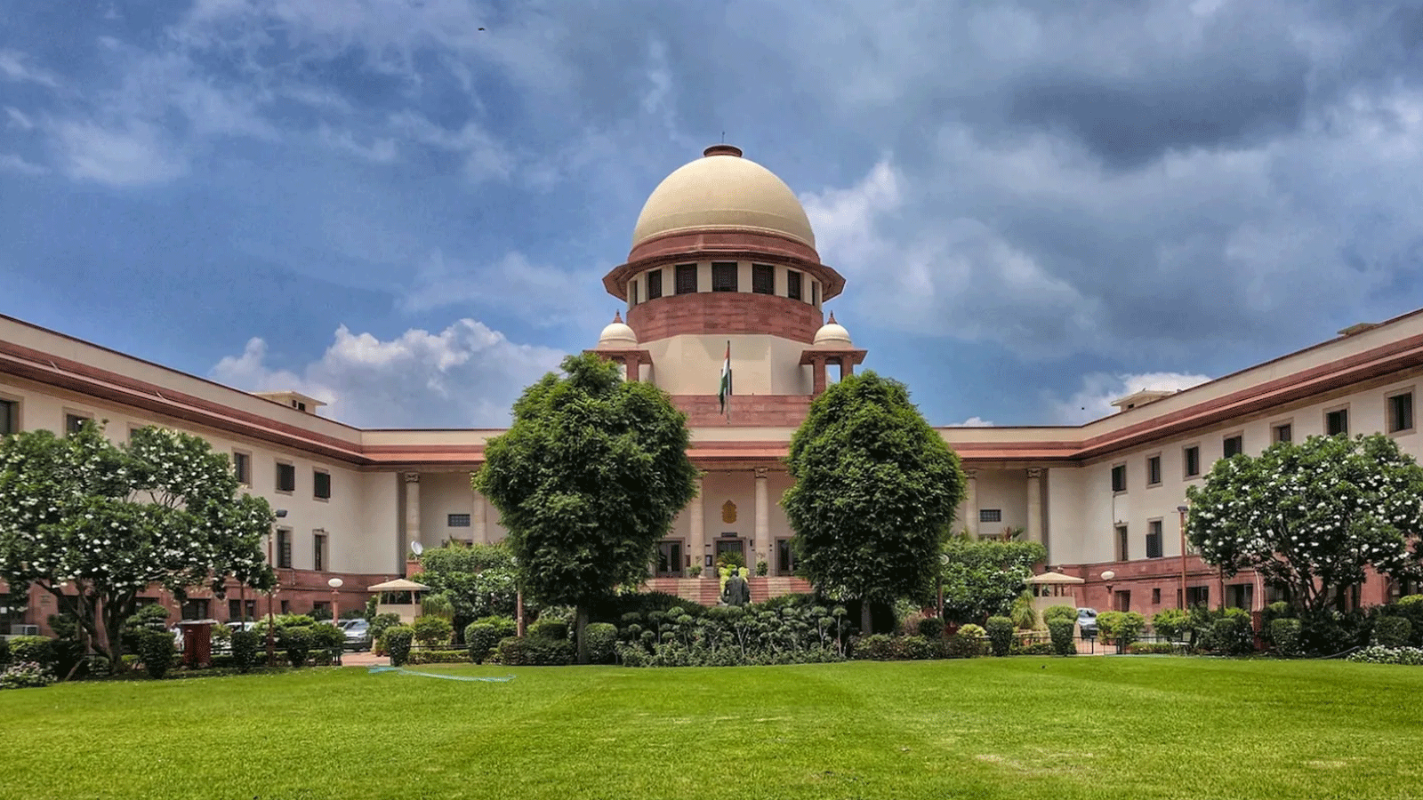 Compromising cases by sharing comunidade land illegal, says SC
