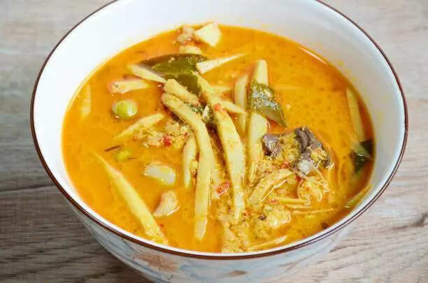 Bamboo shoot curry