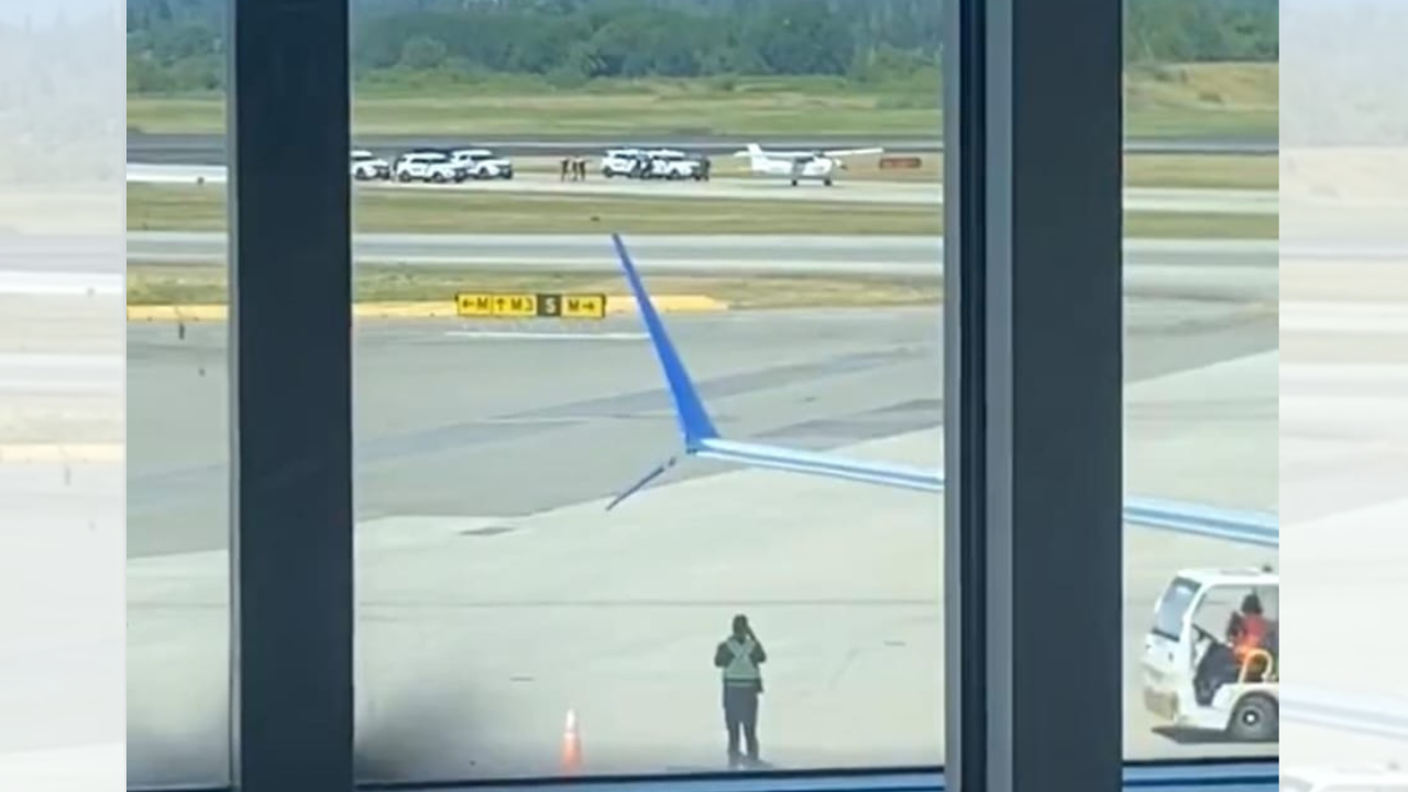 Canada: Small plane hijacked at Vancouver, flight services disrupted