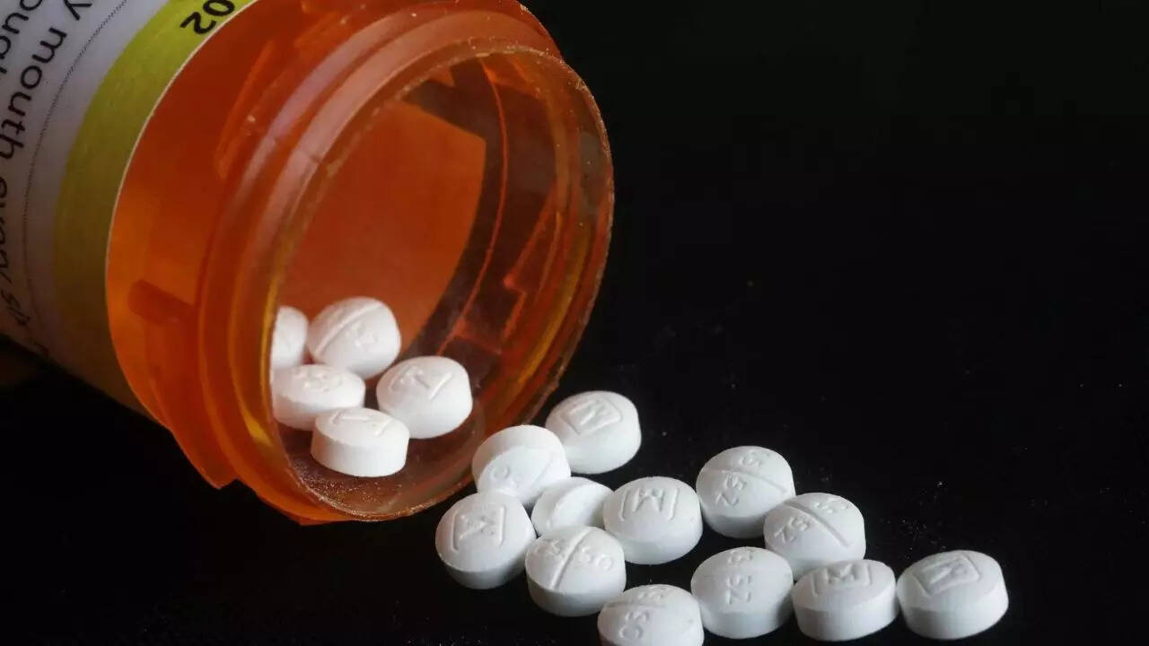 Indian-origin physician Sanjay Mehta pleads guilty to illegally prescribing opioids that killed two in US; had little to no experience