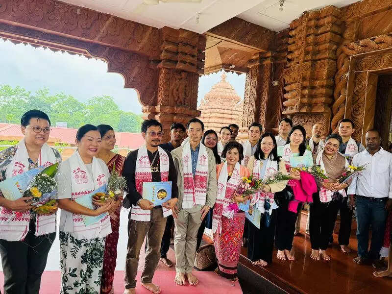 Thai team lauds sanctity & devotion at Jagannath Temple after visit