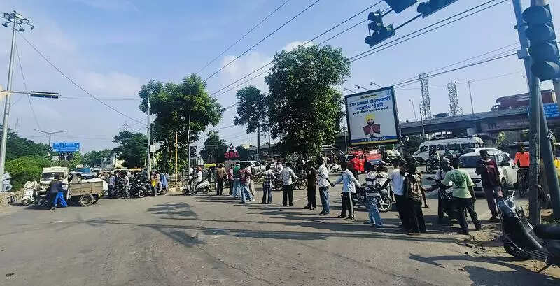 Relatives protest after man dies under mysterious circumstances