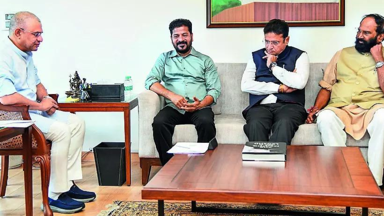 Telangana CM Revanth Reddy seeks faster approvals for semiconductor projects