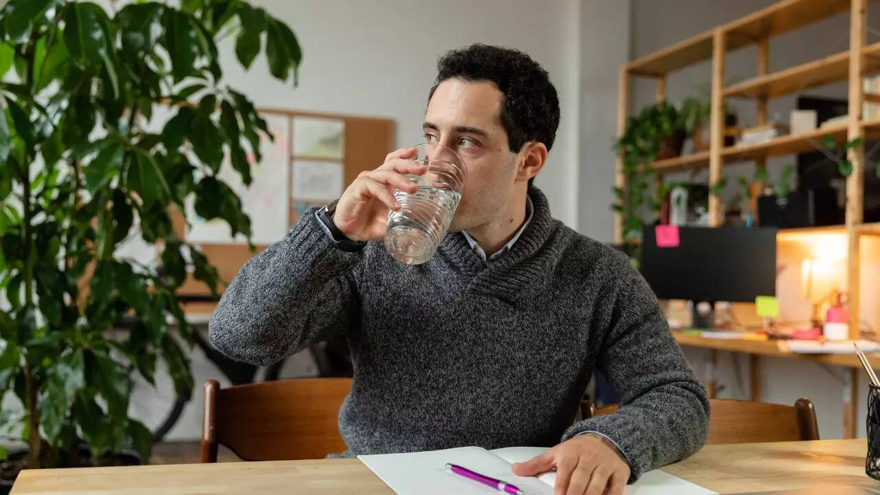 How many litres of water should you drink daily