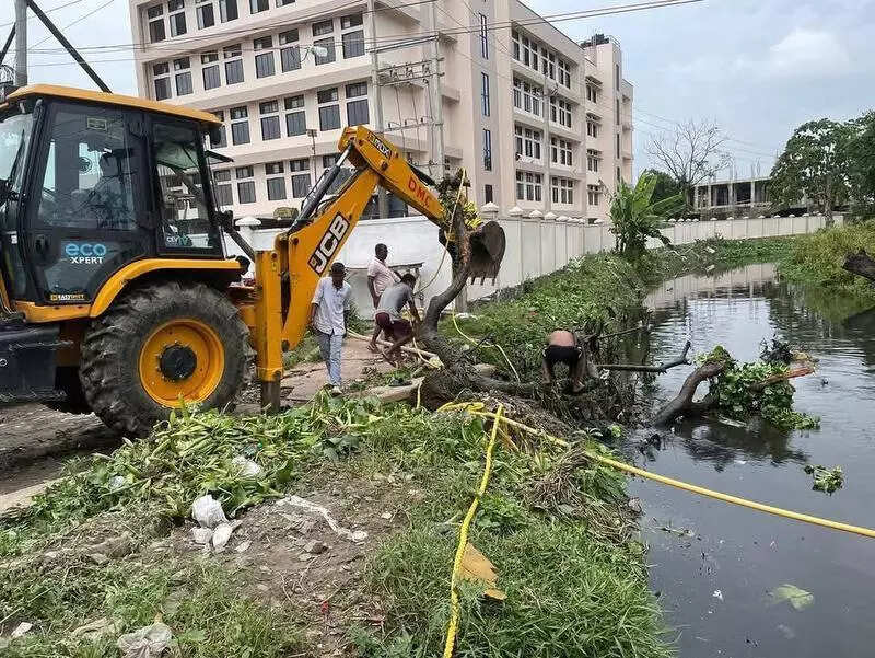 DMC accelerates DTP drain cleanup to prevent urban floods in Dibrugarh