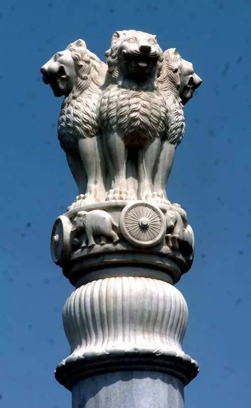 Govt sets four-week deadline toremove misused national symbols