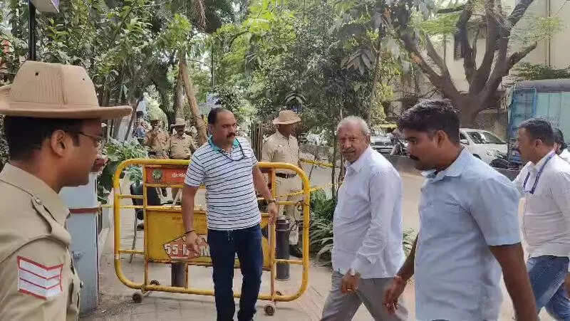 Karnataka BJP MLA grilled for three hours in rowdy murder case