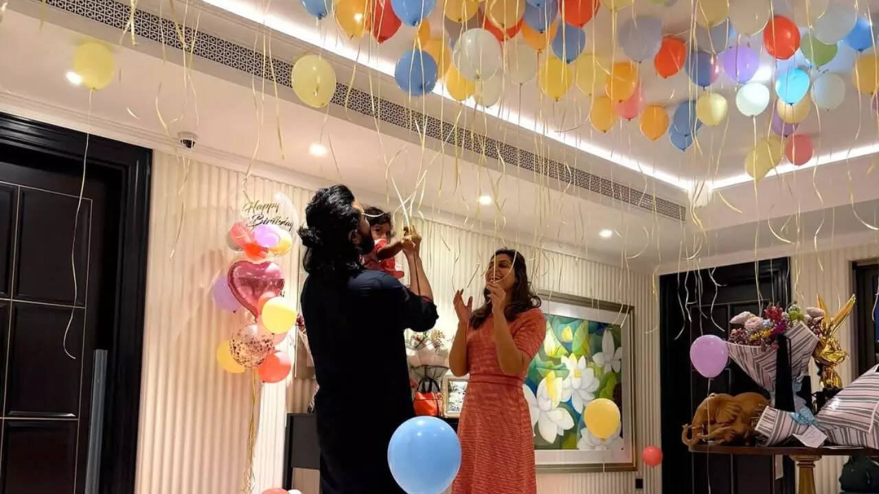 Netizens get a rare glimpse of Klin from Ram's post