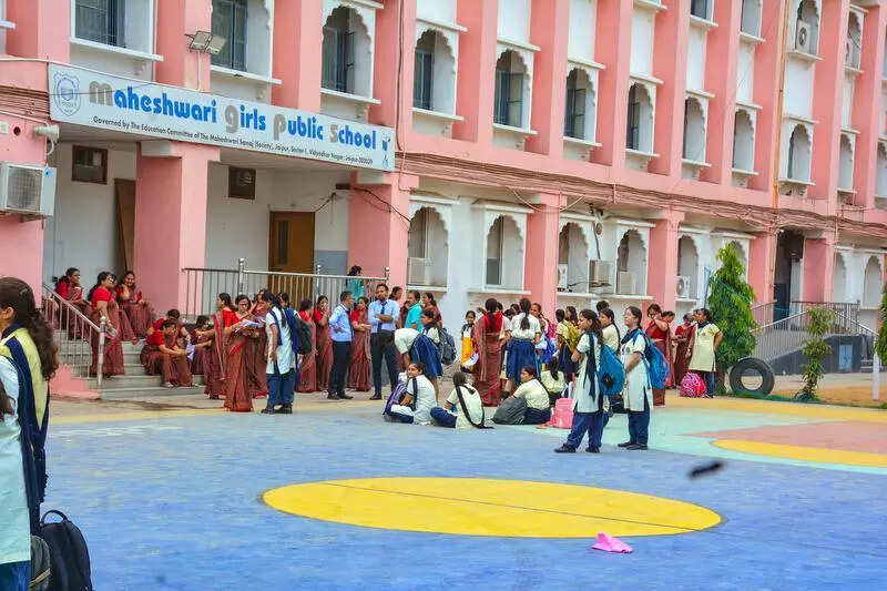 msid 122821263,imgsize 67306 https://jaipur.visitinrajasthan.com/wp-content/uploads/2023/10/cropped-cropped-R-2.png