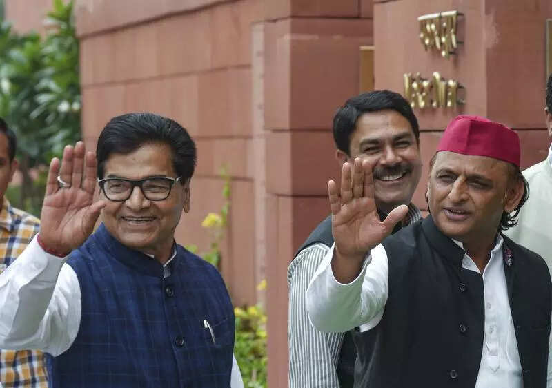 BJP has failed to provide proper facilities to kanwariyas: Akhilesh