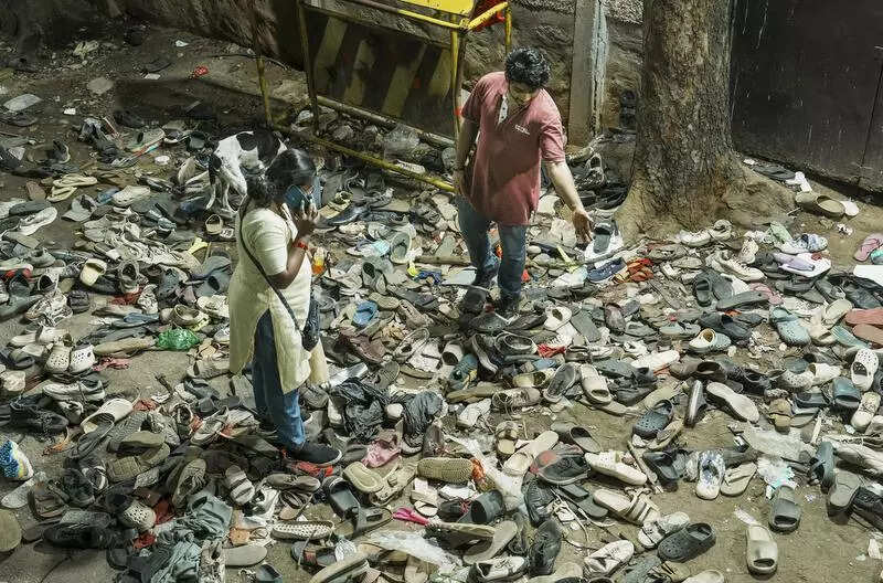 Cabinet to discuss stadium stampede report today; KSCA, police and organisers likely to face heat