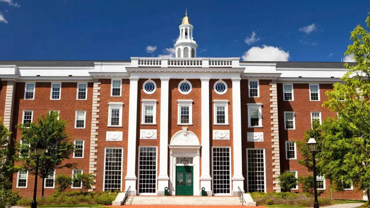 US announces investigation into Harvard's use of international visas, gives one-week deadline for details