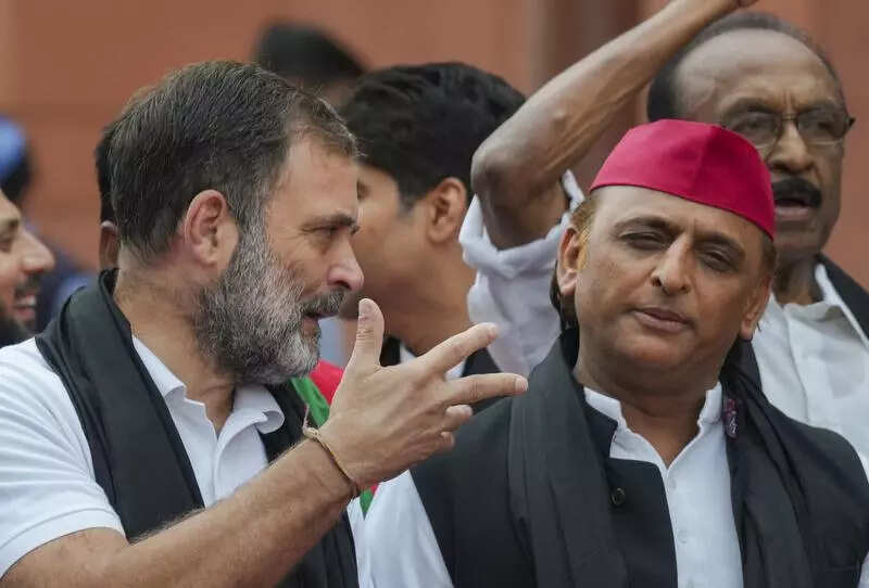 Mosque meeting row: Unlike BJP, SP stands with all, says Akhilesh