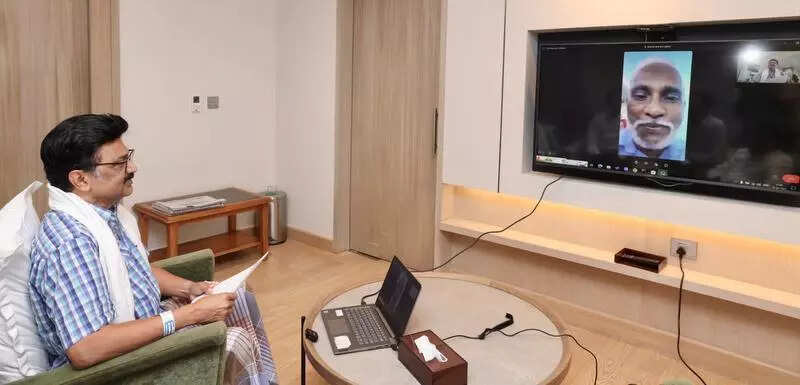 Hospital suite turns mini-CMO