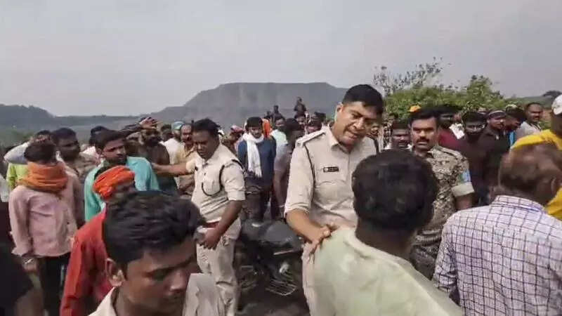 NDRF launches rescue ops at abandoned mine site in Dhanbad’s Jamunia; no clue of ‘trapped men’, so far