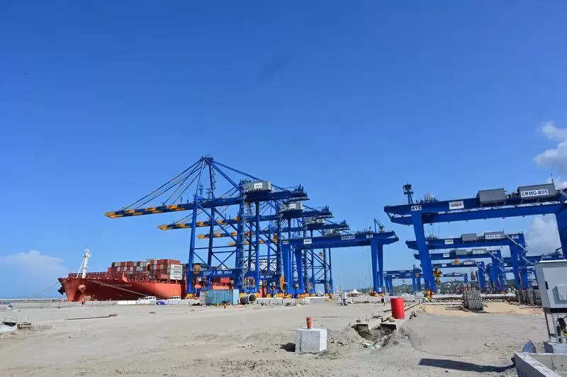 Fishing vessels blocking ship route at Vizhinjam port causes concern