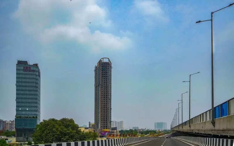 Rain plays hide & seek, max temperature rises to 36.4°C in Gurgaon