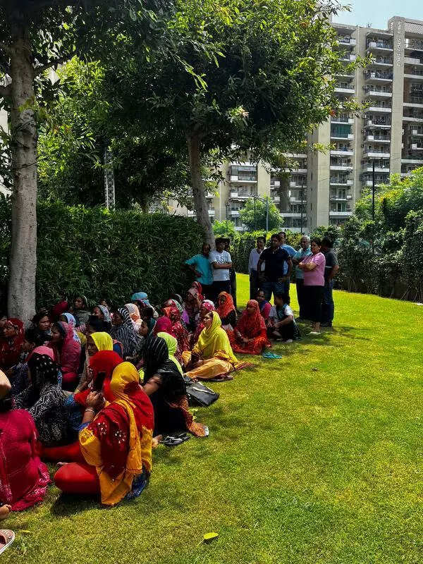 Gurgaon RWAs step up to avert exodus of workers as cops ramp up checks
