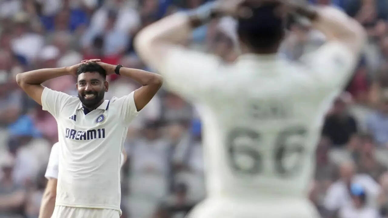 India’s day of drift: Flat body language, flatter tactics at Old Trafford