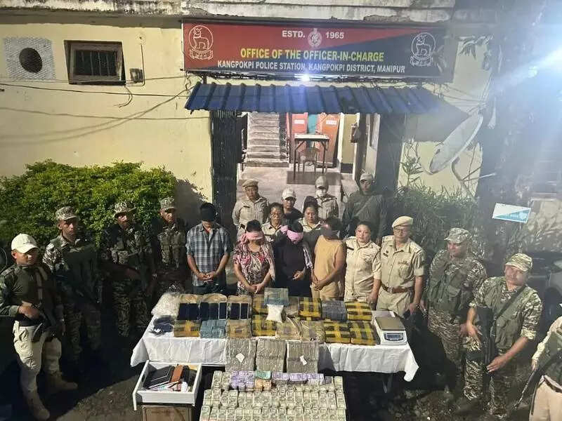 Four held with Rs 1cr cash, heroin in Manipur