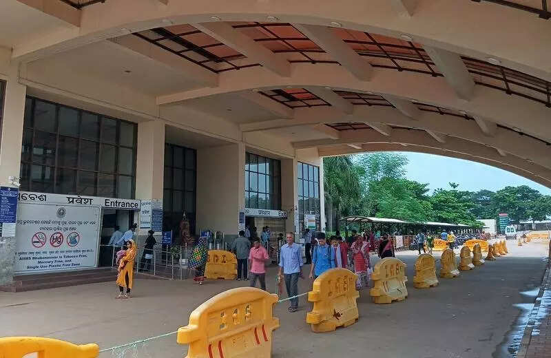 30% of OPD patients at city AIIMS in 2024-25 from Bengal: Min