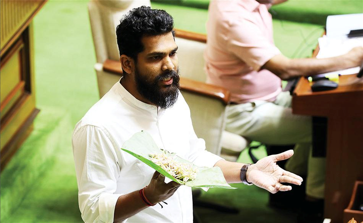 Viresh Borkar evicted from House after ruckus over Goan origin resolution